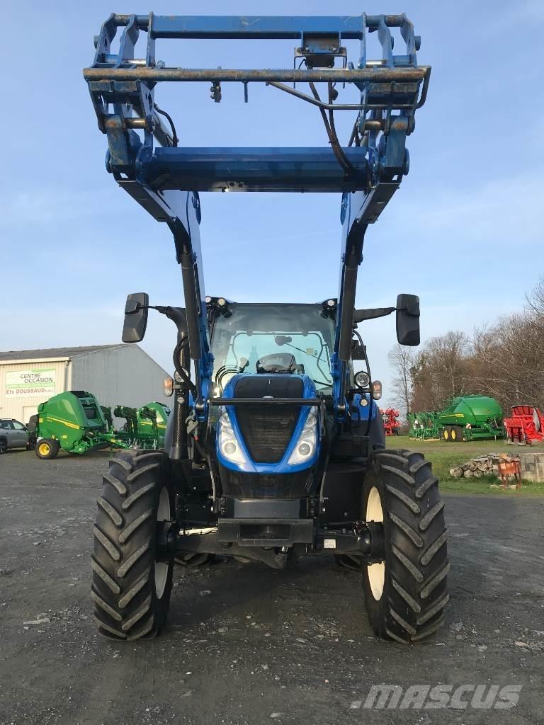 New Holland T5 120 トラクター