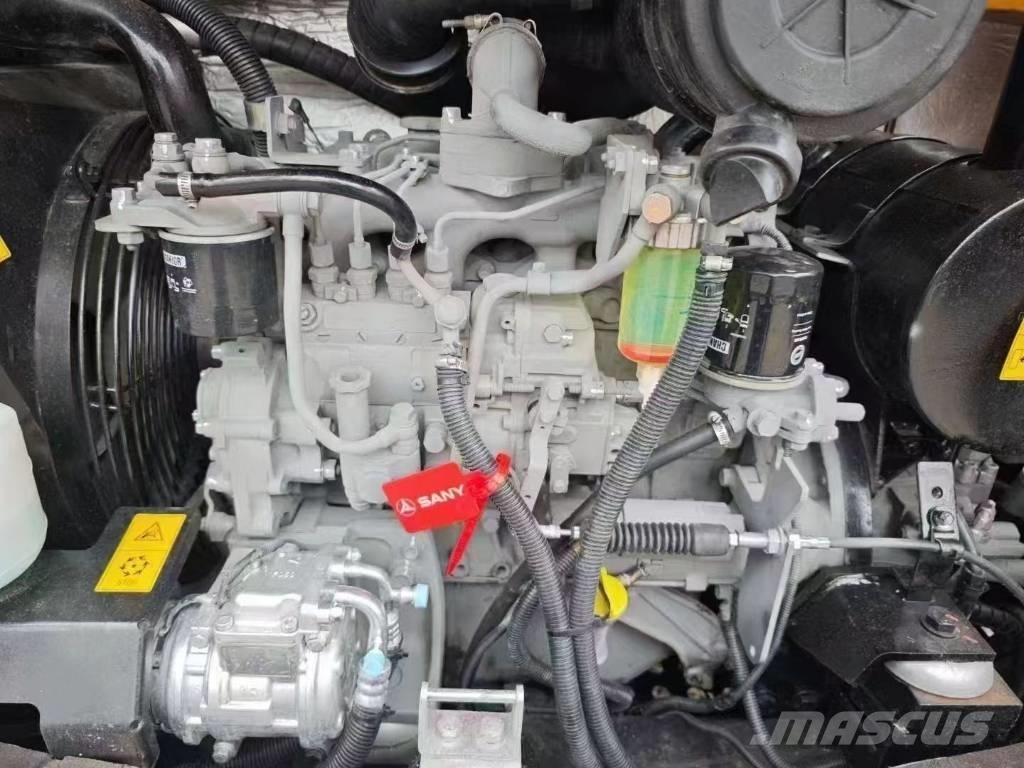 Sany SY 60 C 大型油圧ショベル12t以上（パワーショベル・ユンボ）