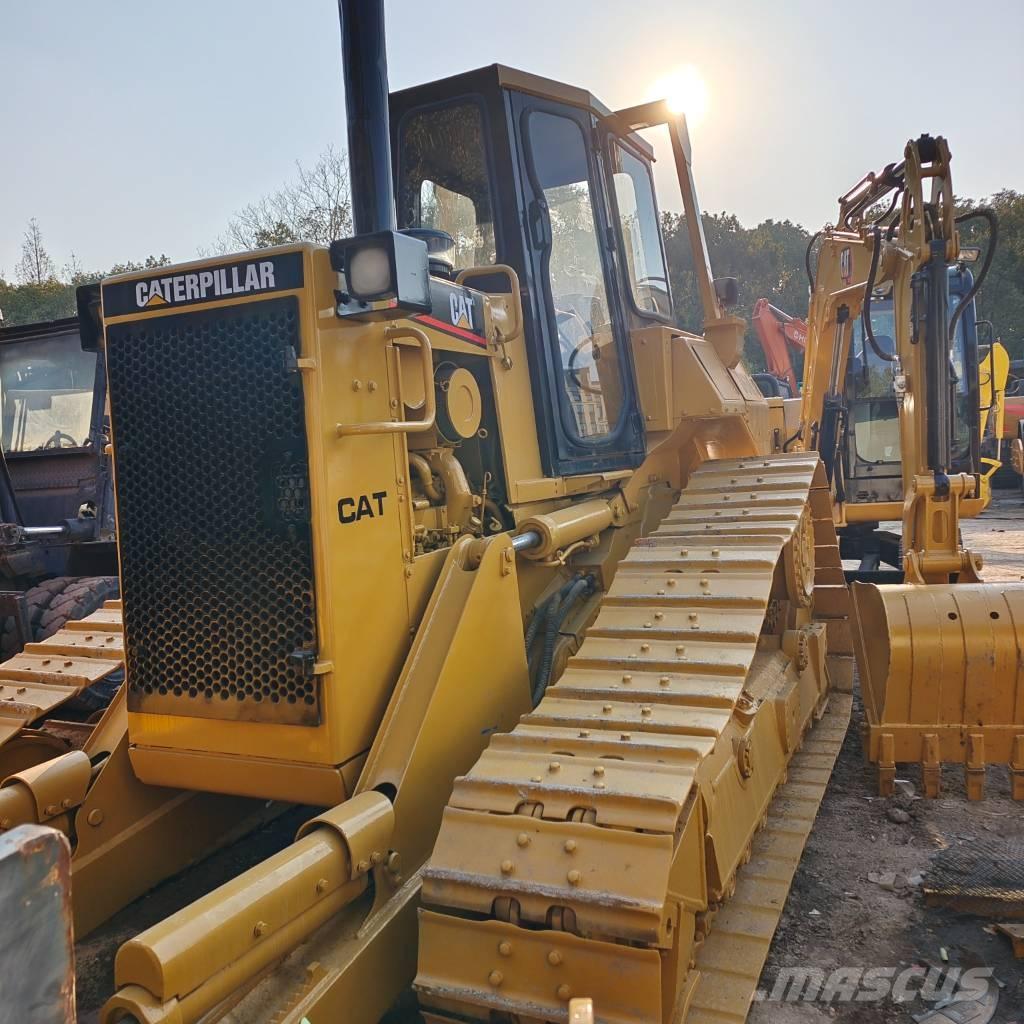 CAT D 6 M ブルドーザー