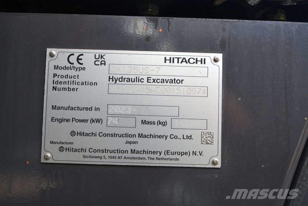 Hitachi ZX 135 US-7 大型油圧ショベル12t以上（パワーショベル・ユンボ）