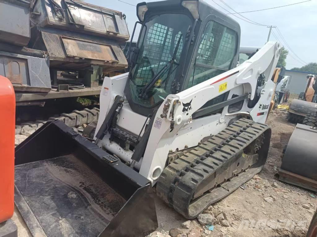 Bobcat T 770 クローラーローダー