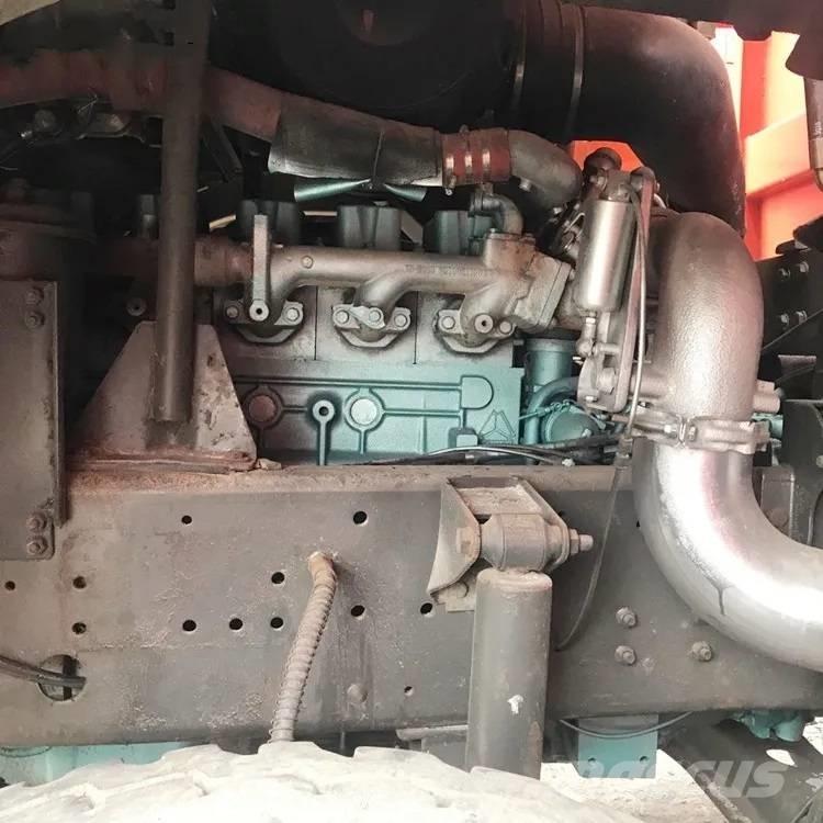 Howo 375 8x4 ダンプ