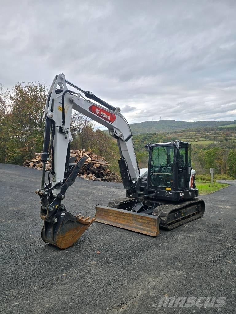 Bobcat E 88 R2 大型油圧ショベル12t以上（パワーショベル・ユンボ）