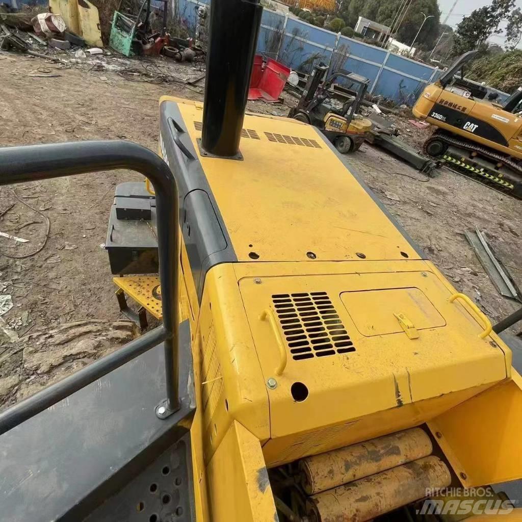 Komatsu WA 500 ホイールローダー・タイヤショベル