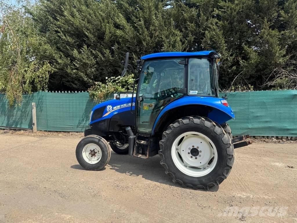 New Holland T 4.65 トラクター