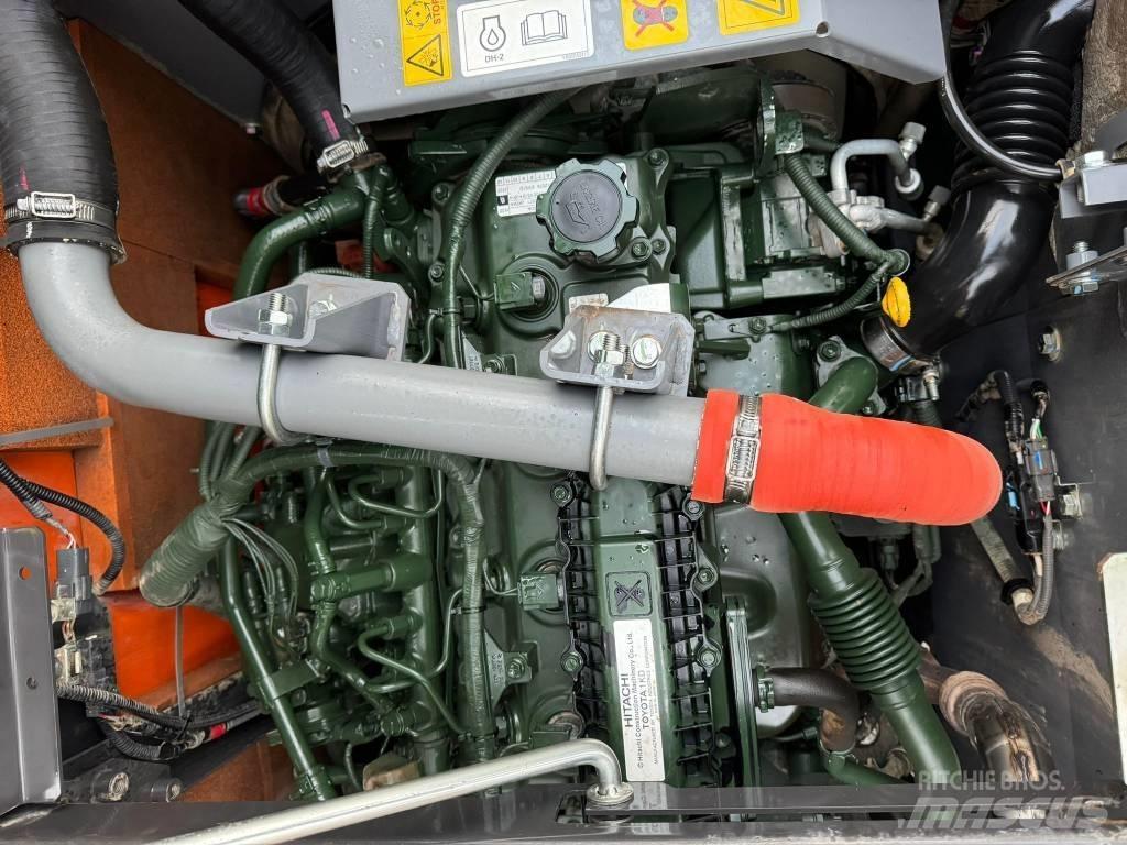 Hitachi ZX 130-7 大型油圧ショベル12t以上（パワーショベル・ユンボ）