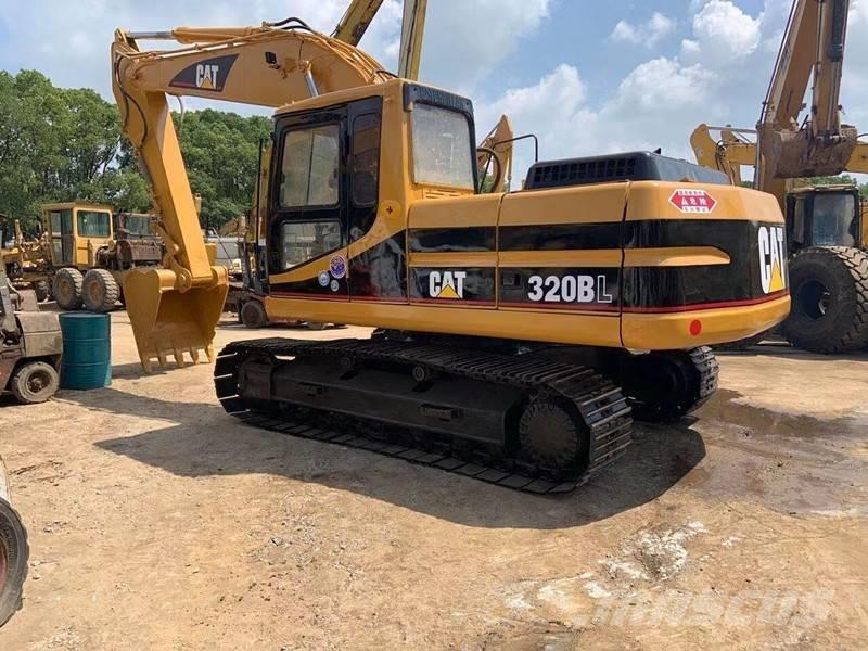 CAT 320 B 大型油圧ショベル12t以上（パワーショベル・ユンボ）