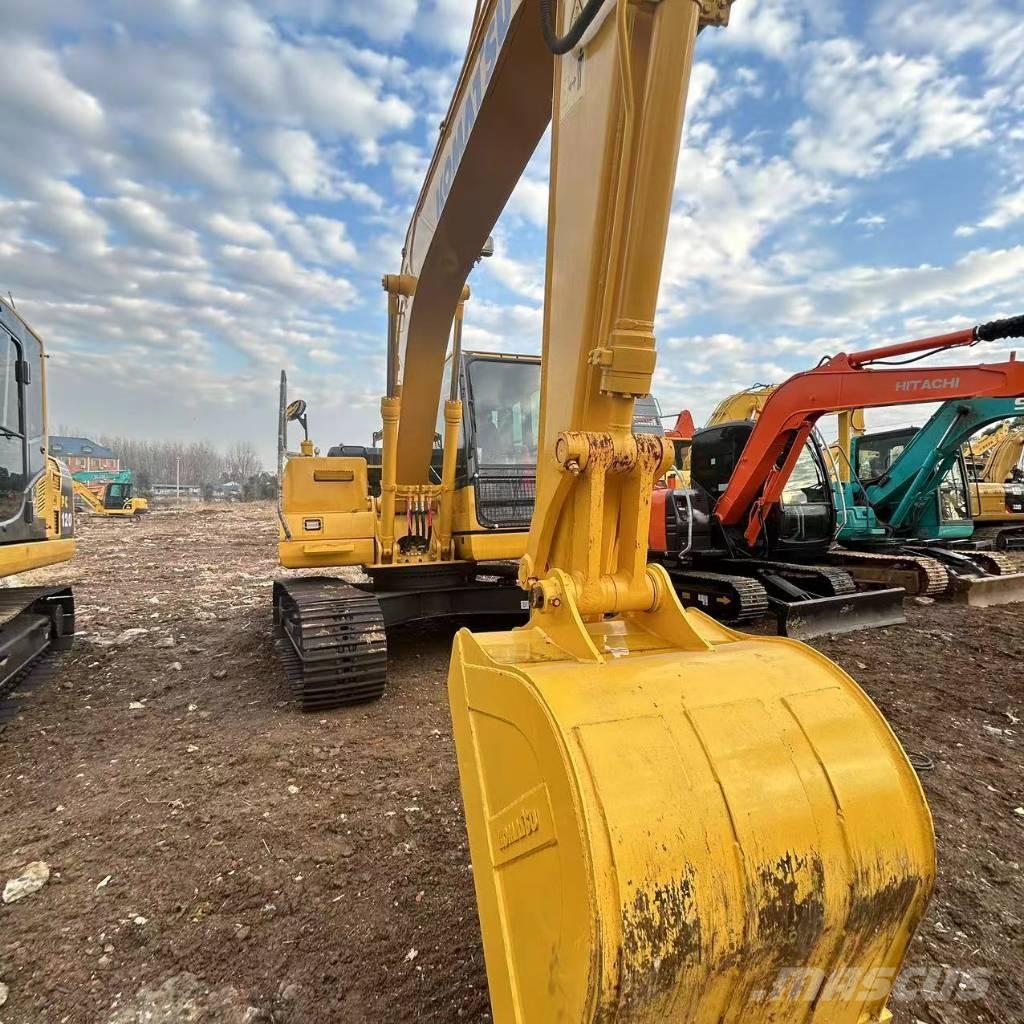Komatsu PC 110 中型油圧ショベル 7ｔ-12ｔ（ユンボ・パワーショベル・バックホー）