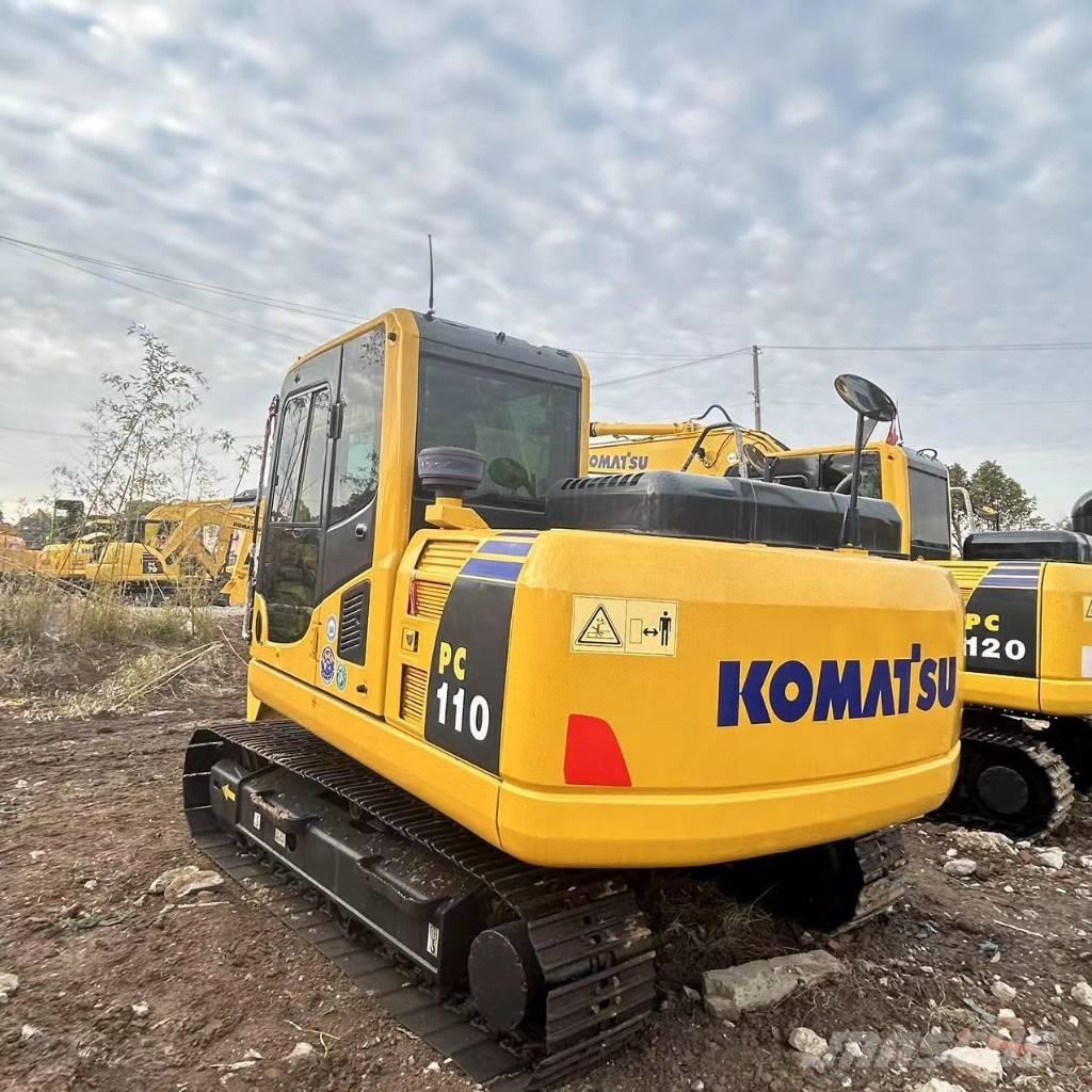 Komatsu PC 110 中型油圧ショベル 7ｔ-12ｔ（ユンボ・パワーショベル・バックホー）