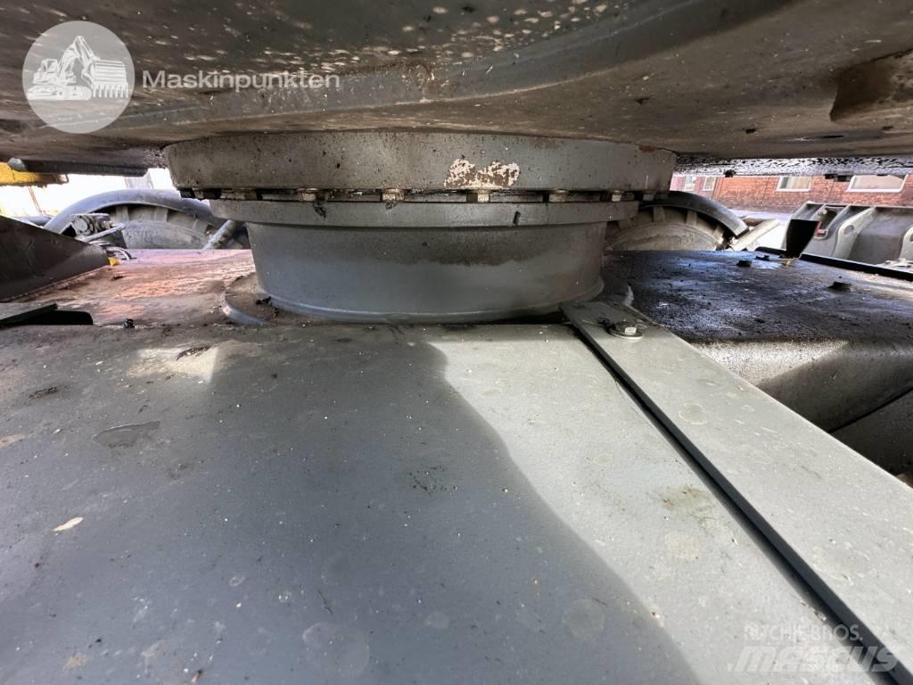 Wacker Neuson EW 100 ホイール式油圧ショベル（パワーショベル・ユンボ・バックホー）