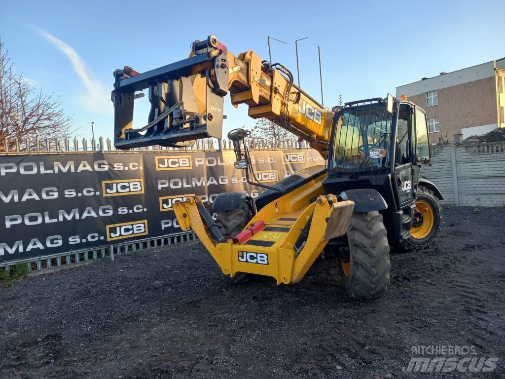 JCB 535-125 テレスコーピックハンドラー