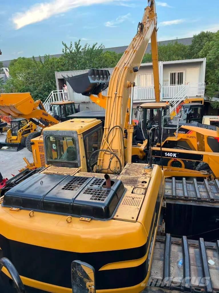 CAT 320 B L 水陸両用油圧ショベル、ユンボ