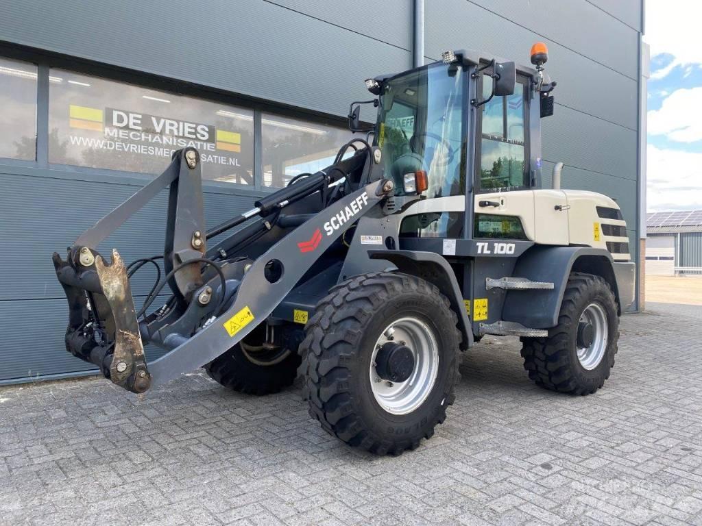 Schaeff TL 100 多目的ローダー