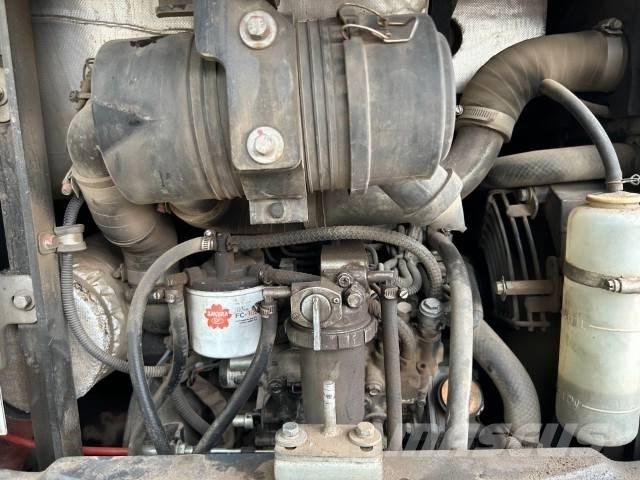 Doosan DX 30 Z ミニ油圧ショベル 7t以下（ミニユンボ・ミニディガー）