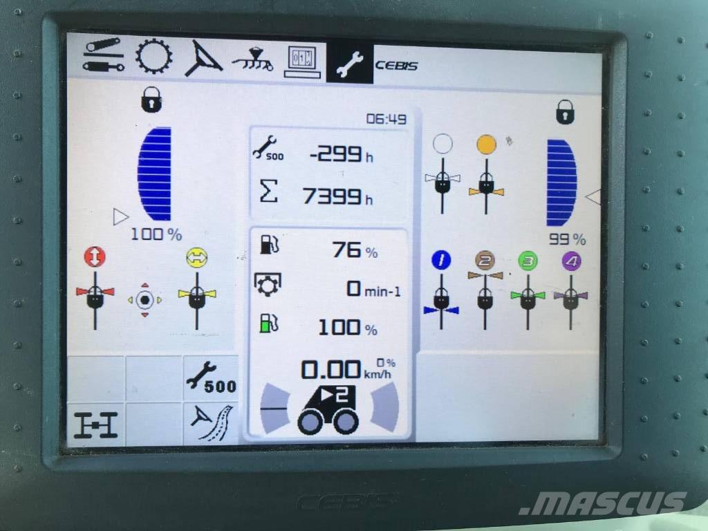 CLAAS XERION 4500 VC トラクター
