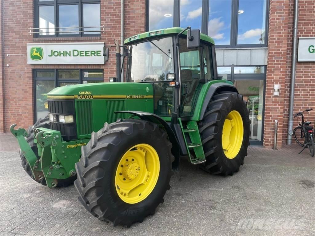 John Deere 6800 トラクター
