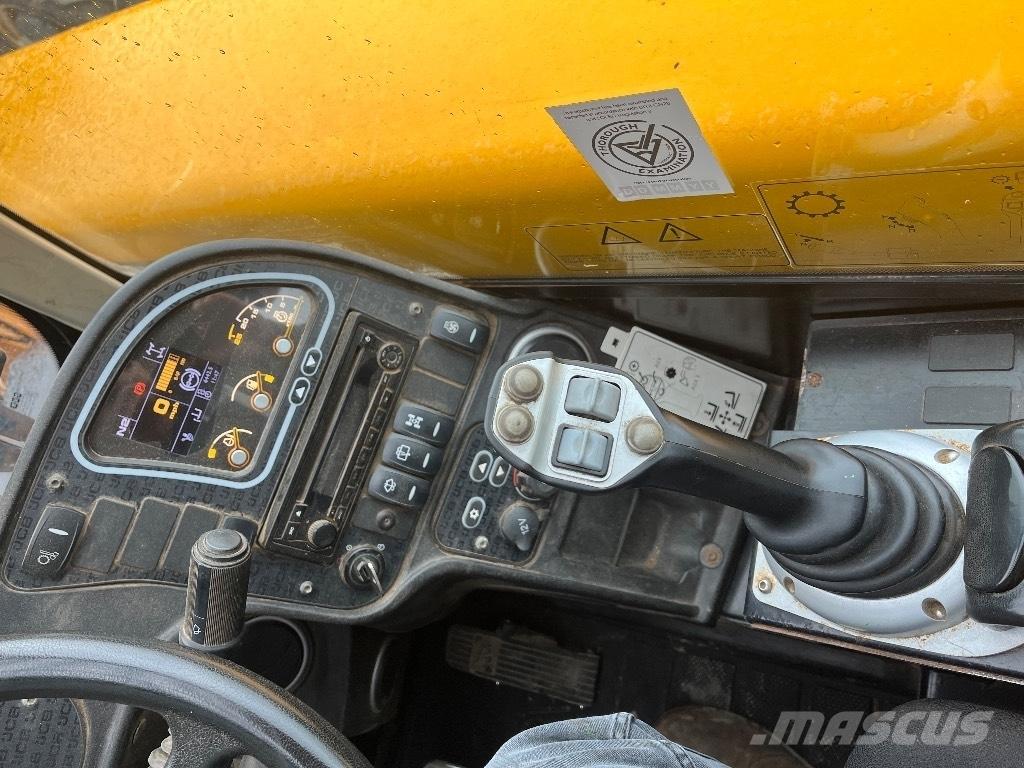 JCB 560-80 テレスコーピックハンドラー