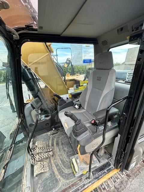 CAT 311 F LRR 大型油圧ショベル12t以上（パワーショベル・ユンボ）
