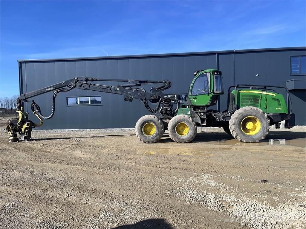 John Deere 1470E ハーベスター