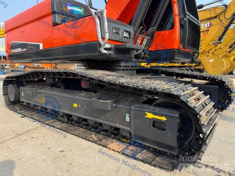 Doosan DX 225 LC-9C 大型油圧ショベル12t以上（パワーショベル・ユンボ）
