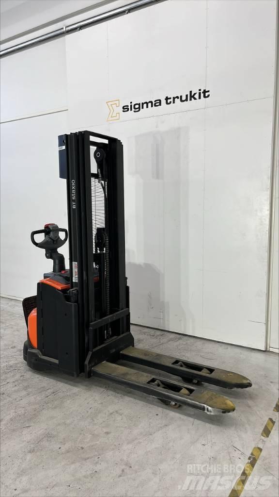 Toyota SWE 120 L ウォーキンフォークリフト