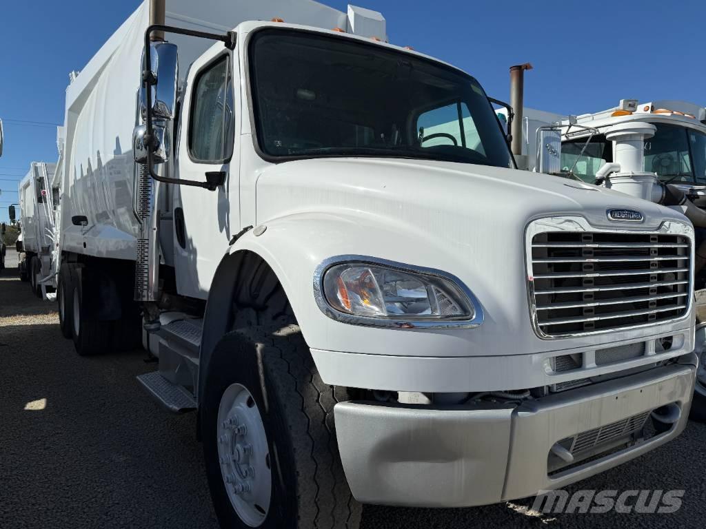 Freightliner M2 塵芥車、パッカー車