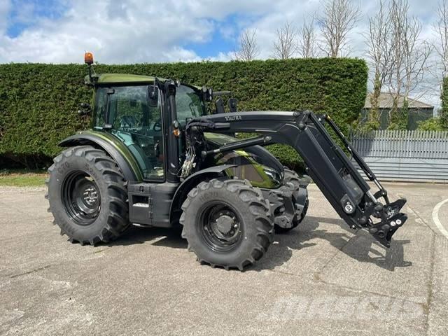 Valtra G 125 トラクター