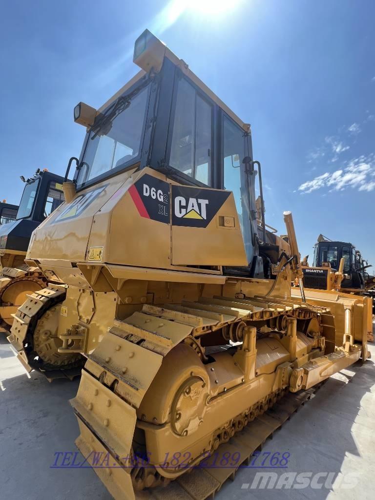 CAT D 6 G ブルドーザー