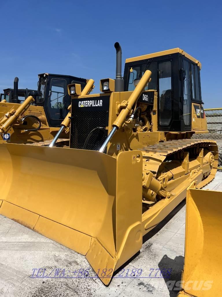CAT D 6 G ブルドーザー