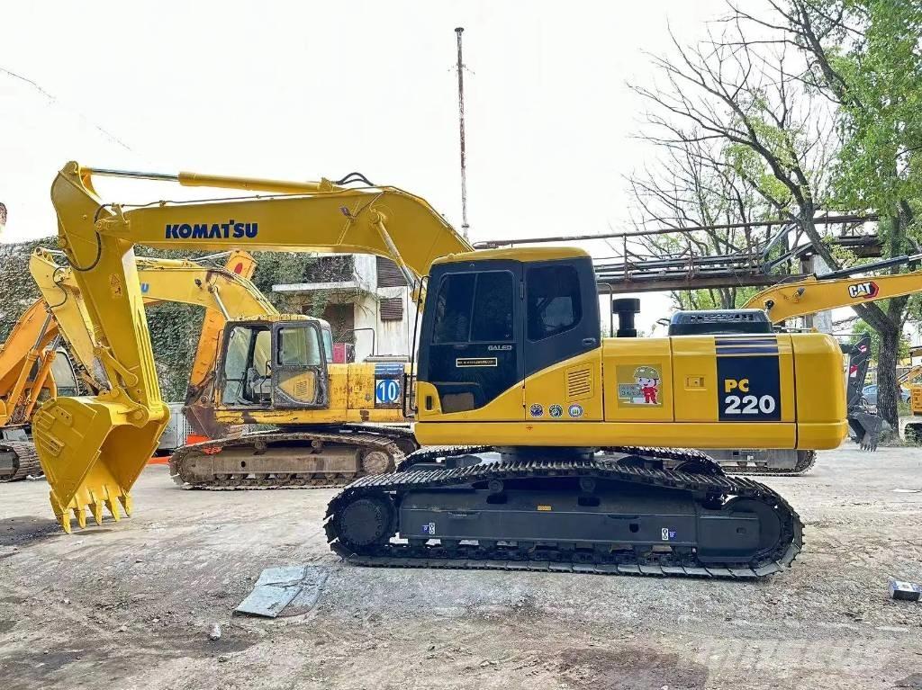 Komatsu PC 220-7 大型油圧ショベル12t以上（パワーショベル・ユンボ）