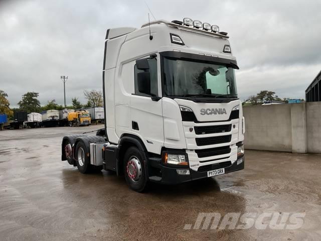 Scania R 560 中古トラクターヘッド | トレーラーヘッド