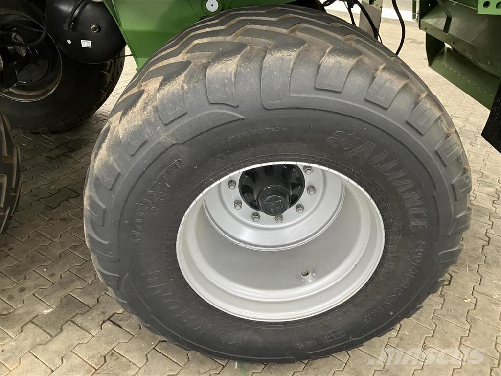 Krone TX 460 D セルフローディングトレーラー