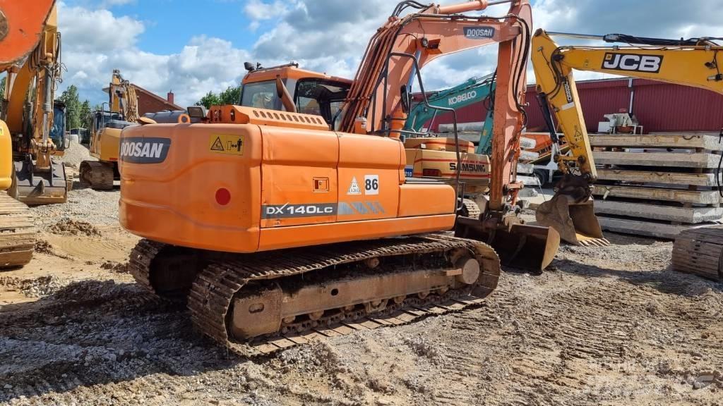 Doosan DX 140 LC-3 大型油圧ショベル12t以上（パワーショベル・ユンボ）