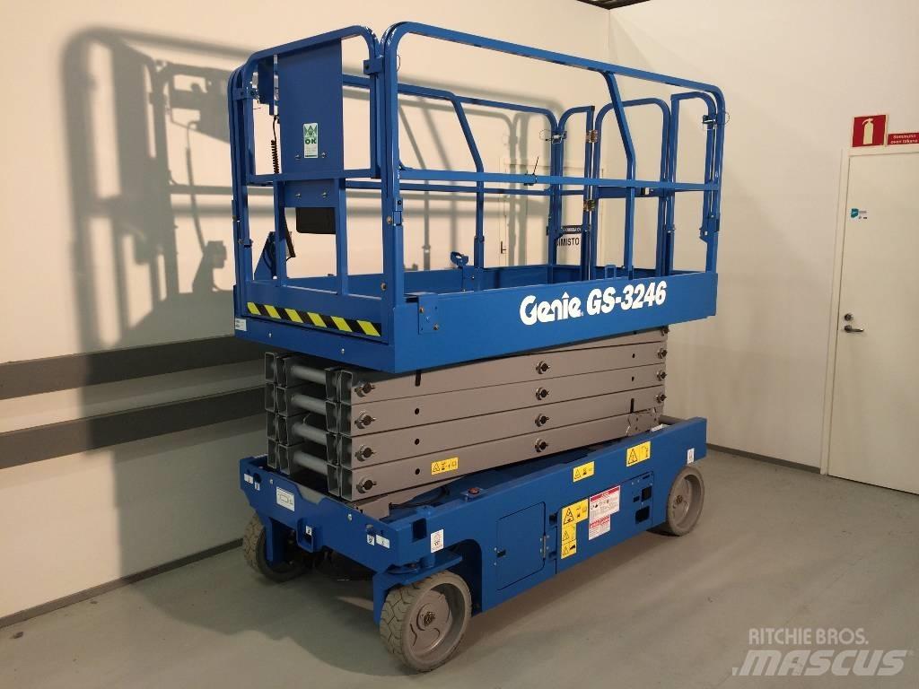Genie GS 3246 シザースリフト