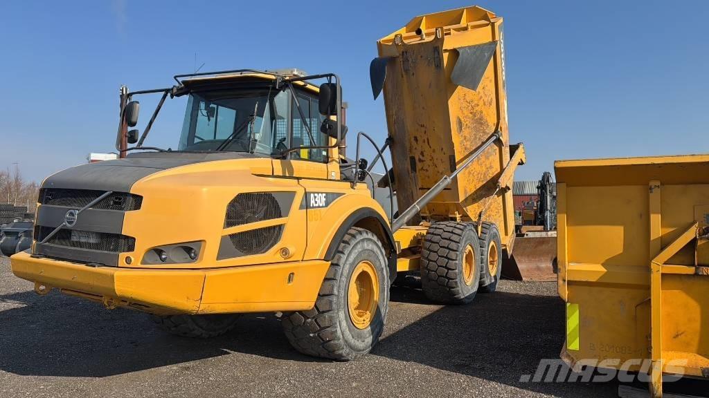 Volvo A 30 F アーティキュレート式ダンプトラック