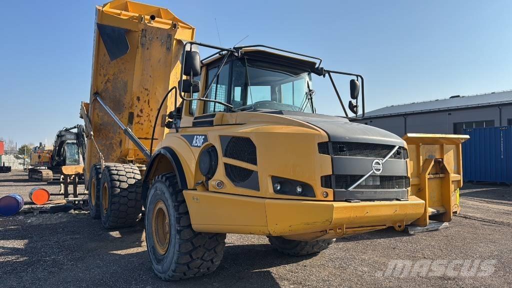 Volvo A 30 F アーティキュレート式ダンプトラック