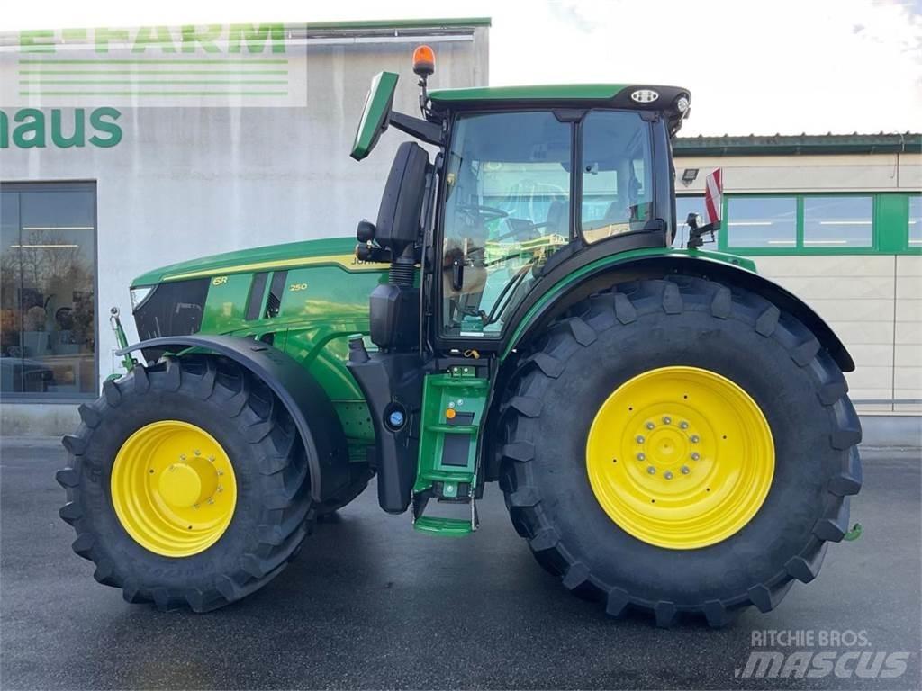 John Deere 6R 250 トラクター