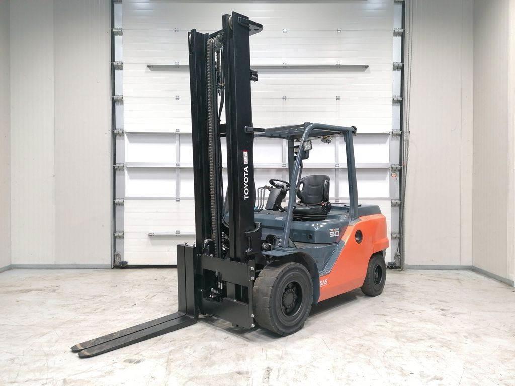 Toyota 40-8FD50N ディーゼル・軽油