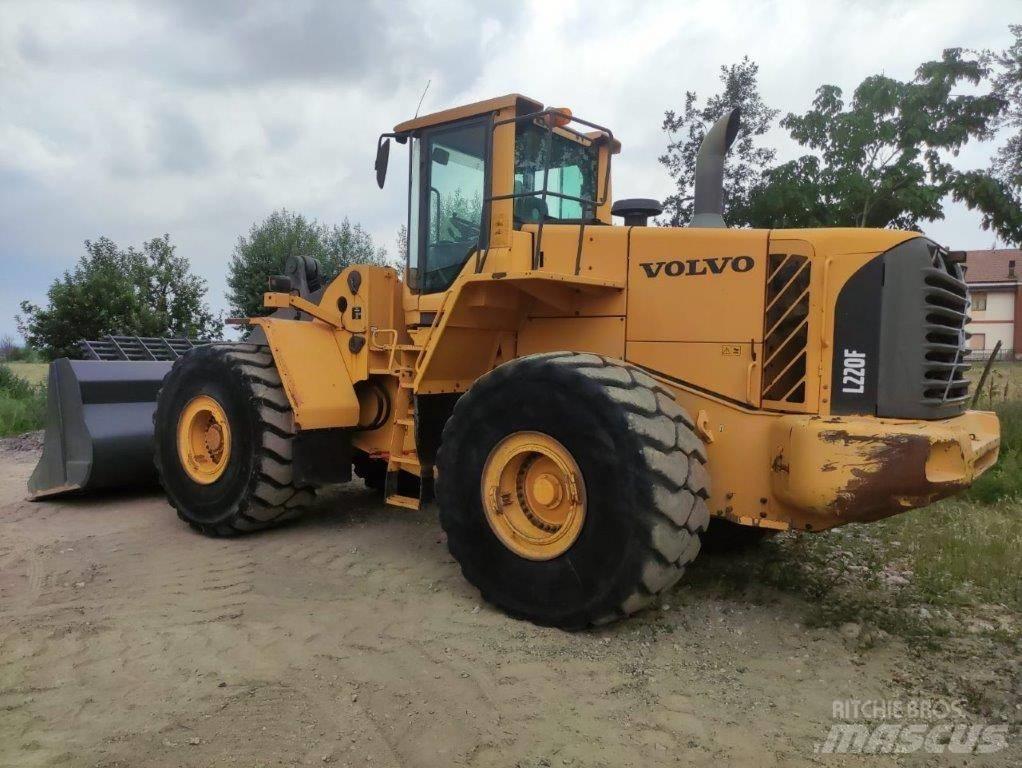 Volvo L 220 F ホイールローダー・タイヤショベル