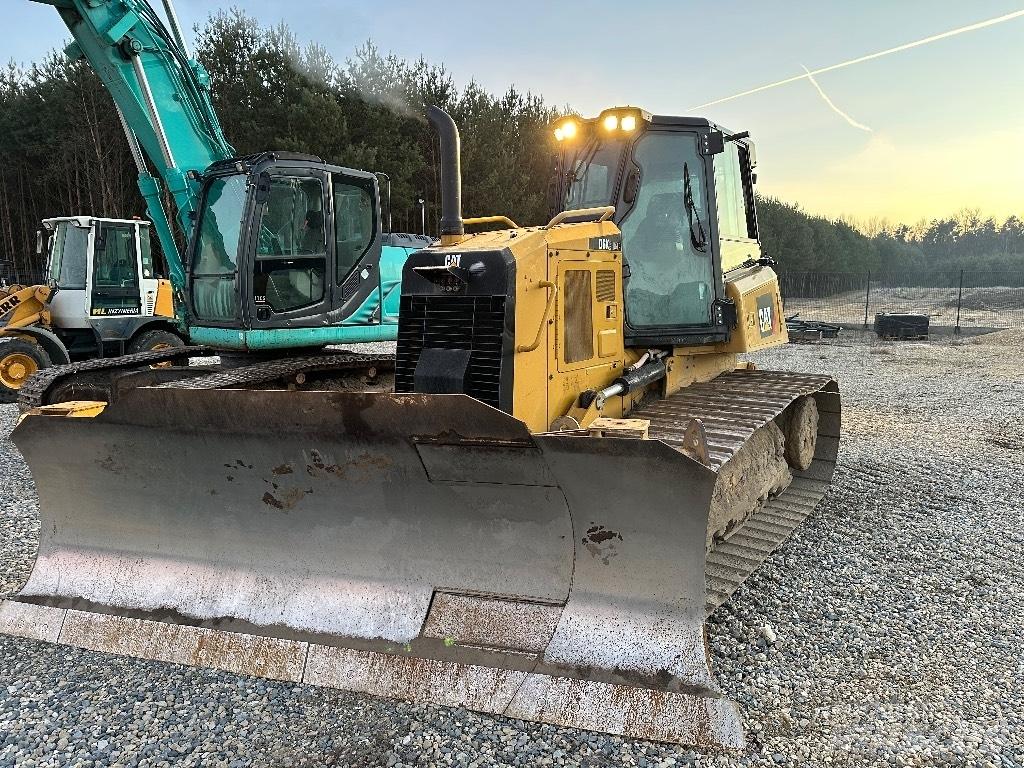 CAT D 6 K 2 LGP ブルドーザー