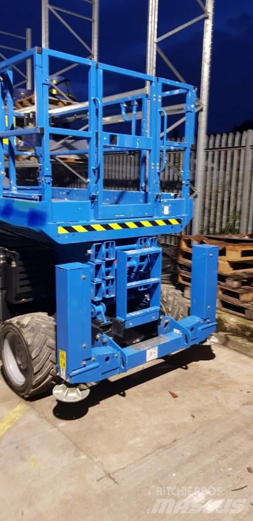Genie GS 3369 RT シザースリフト