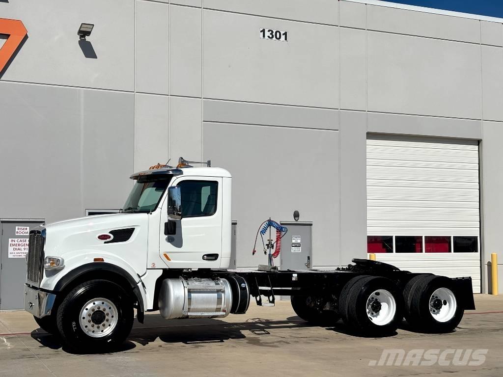 Peterbilt 567 中古トラクターヘッド | トレーラーヘッド