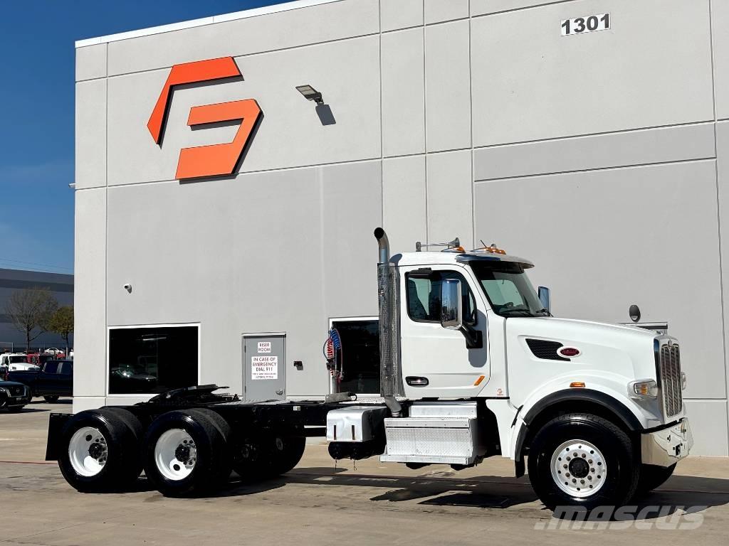 Peterbilt 567 中古トラクターヘッド | トレーラーヘッド