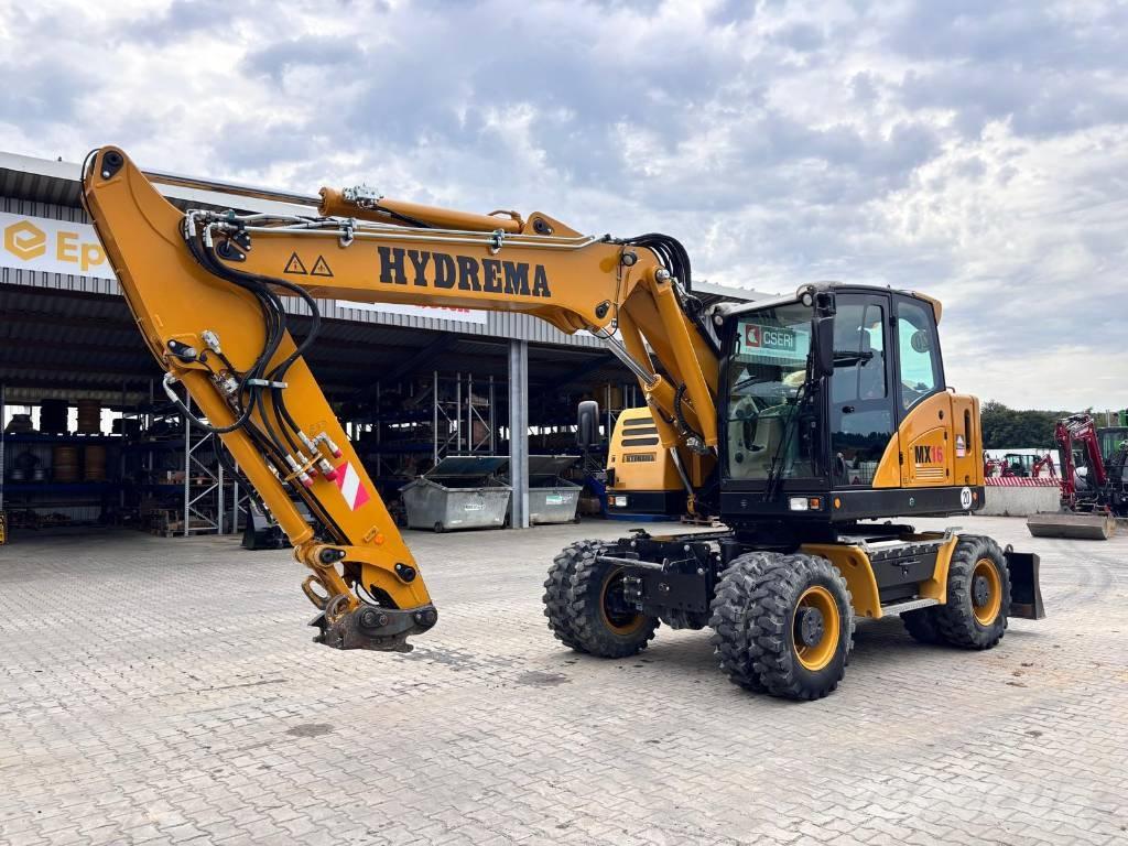 Hydrema MX 16 ホイール式油圧ショベル（パワーショベル・ユンボ・バックホー）