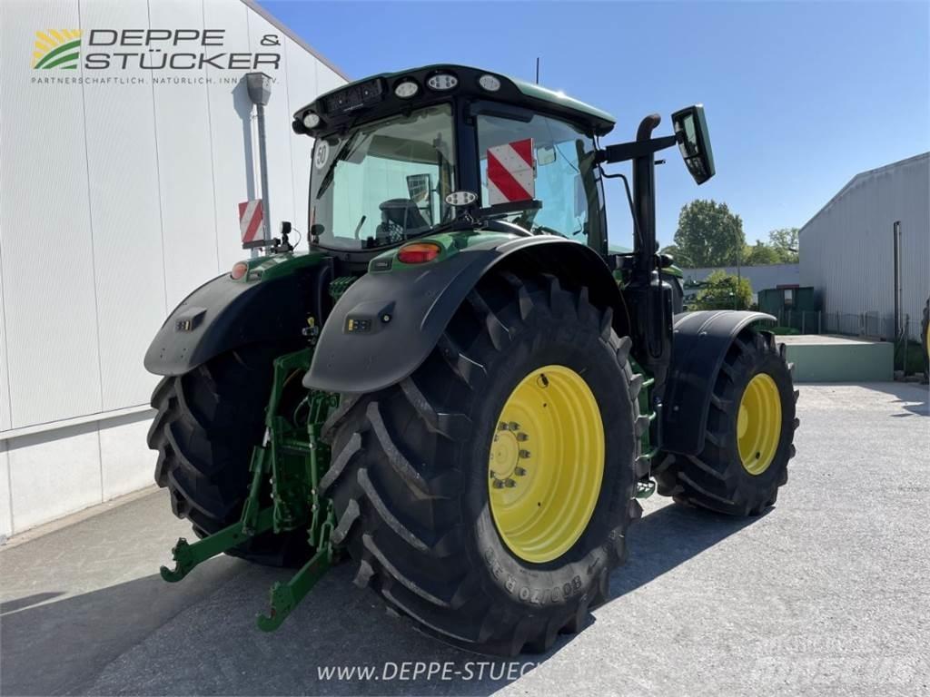 John Deere 6R 195 トラクター