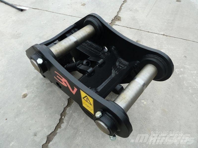 Hyundai R220 LC-7 クイックヒッチ
