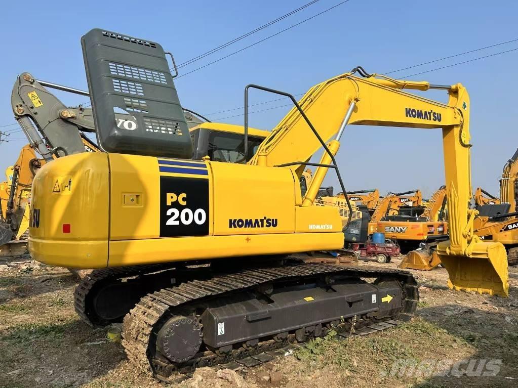 Komatsu PC 200 大型油圧ショベル12t以上（パワーショベル・ユンボ）