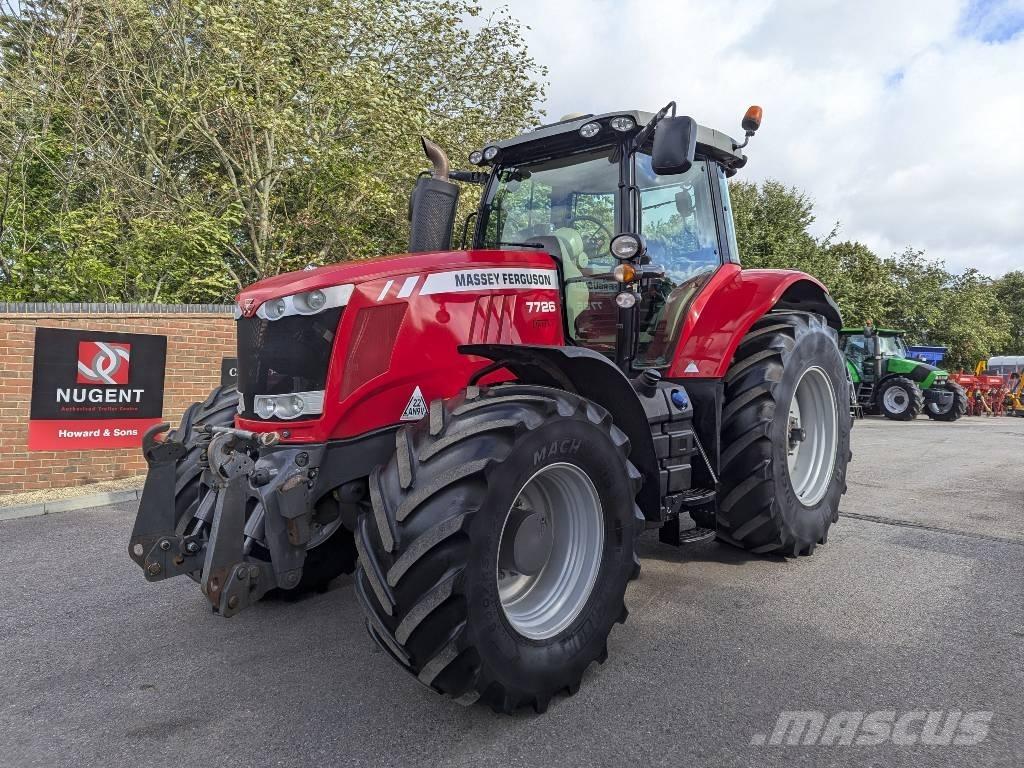 Massey Ferguson 7726 トラクター