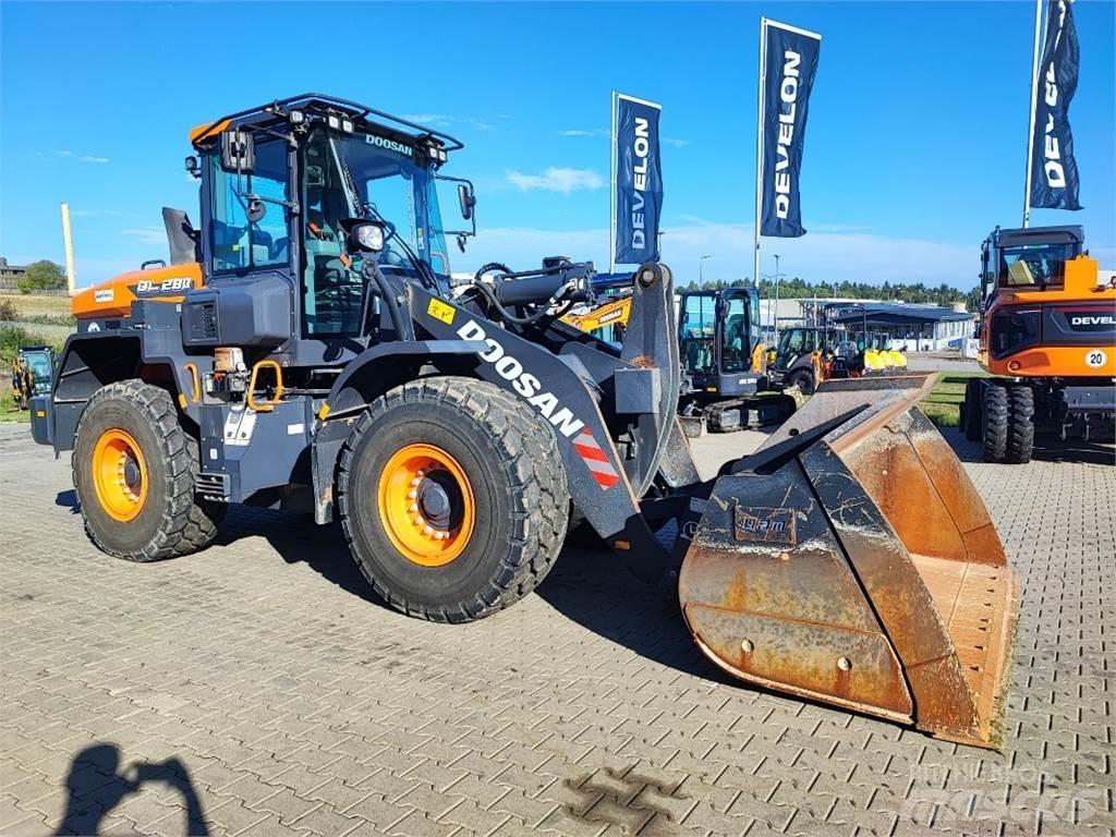 Doosan DL280-7 ホイールローダー・タイヤショベル