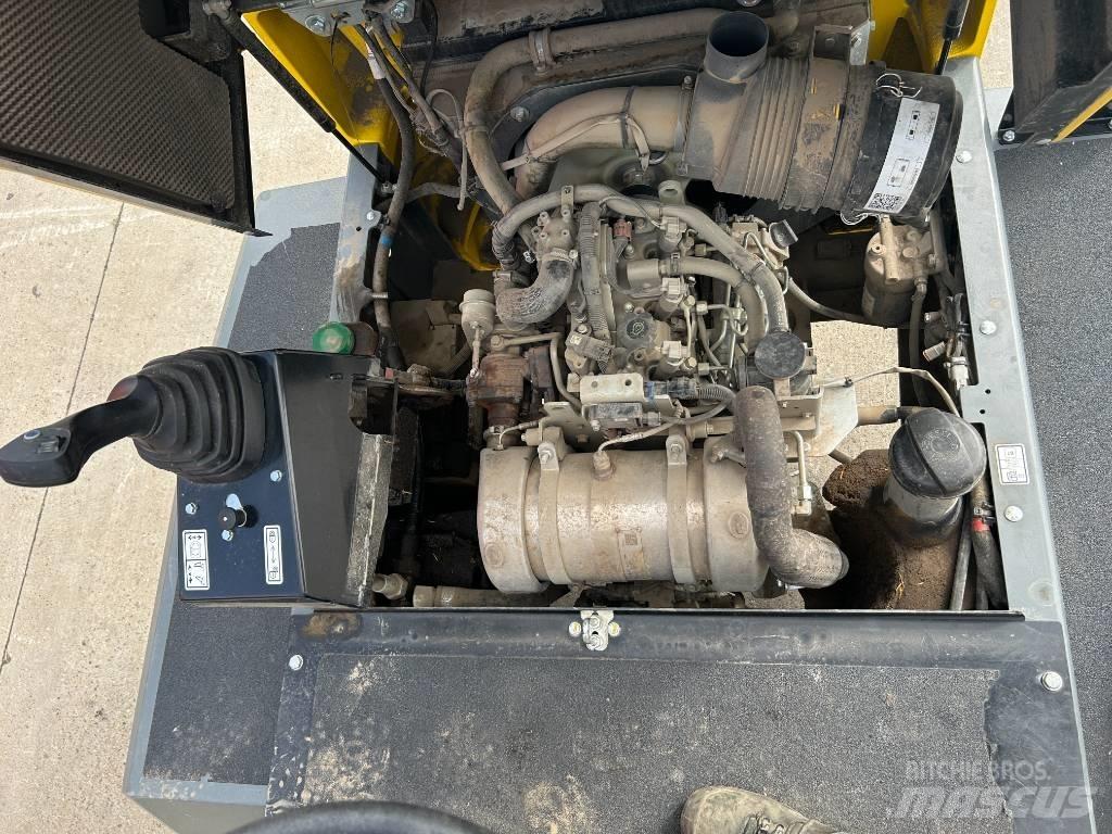 Wacker Neuson DW 30 サイト　ダンプ